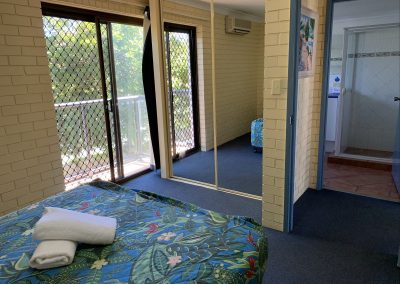 harbourside resort gold coast accommodation bedroom