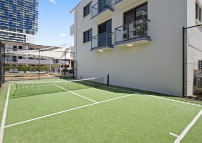 Harbourside resort gold Ccast broadwater tennis court
